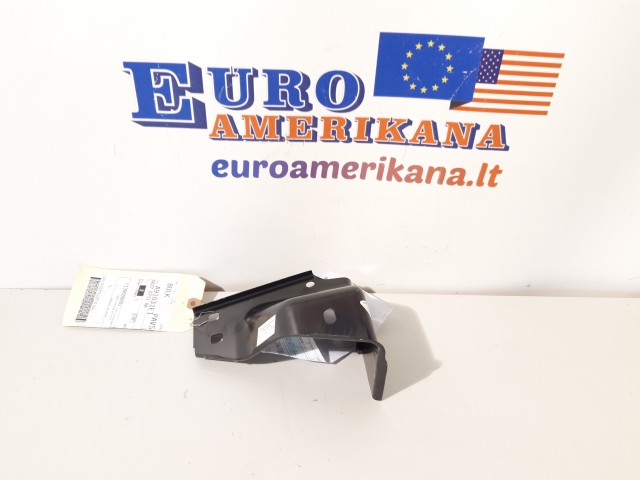 Bracket-Fender Mounting Front (left)